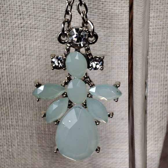 Opaline Silver Tone Clear Rhinestone Unsigned Pierced Earrings Reproduction NEW - Picture 6 of 7